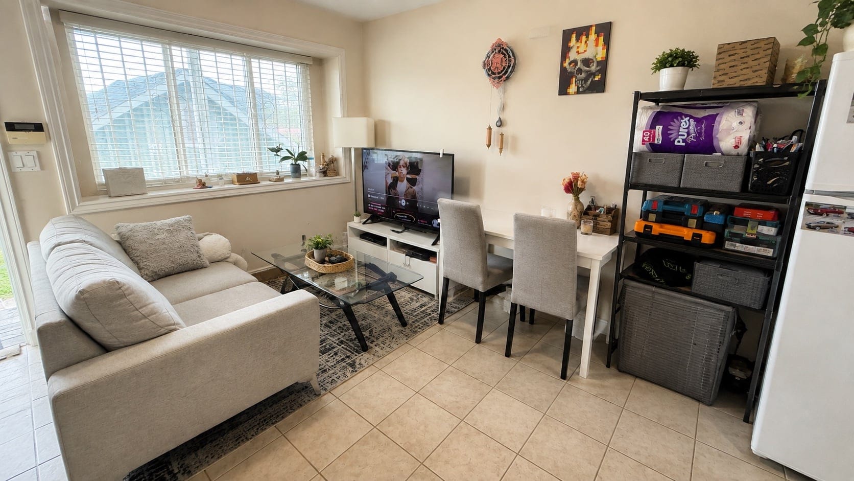 1 bed house-basement in Vancouver